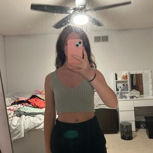 GREEN LINEN TANK TOP!!